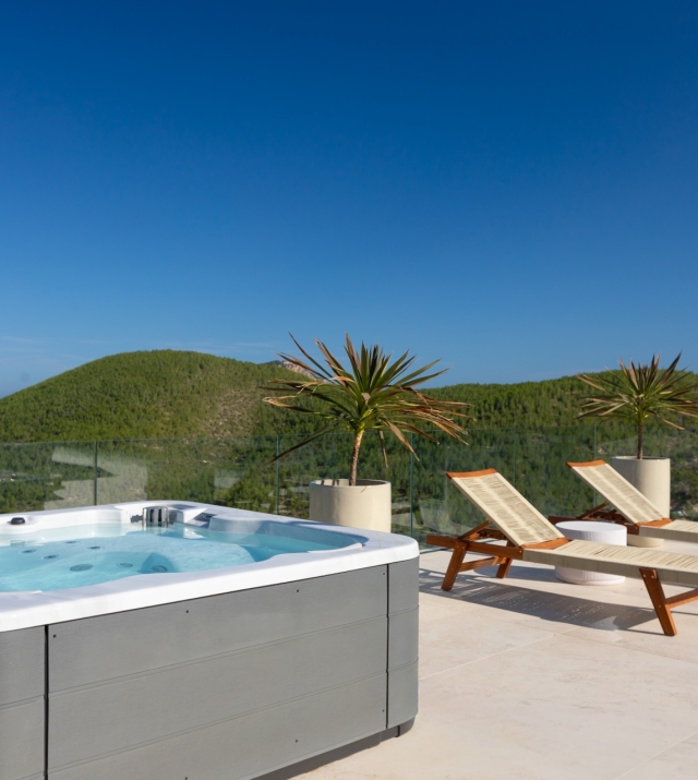 Resa Estates for sale Ibiza Vlla Aixa te koop sale lift sea views jacuzzi.jpg